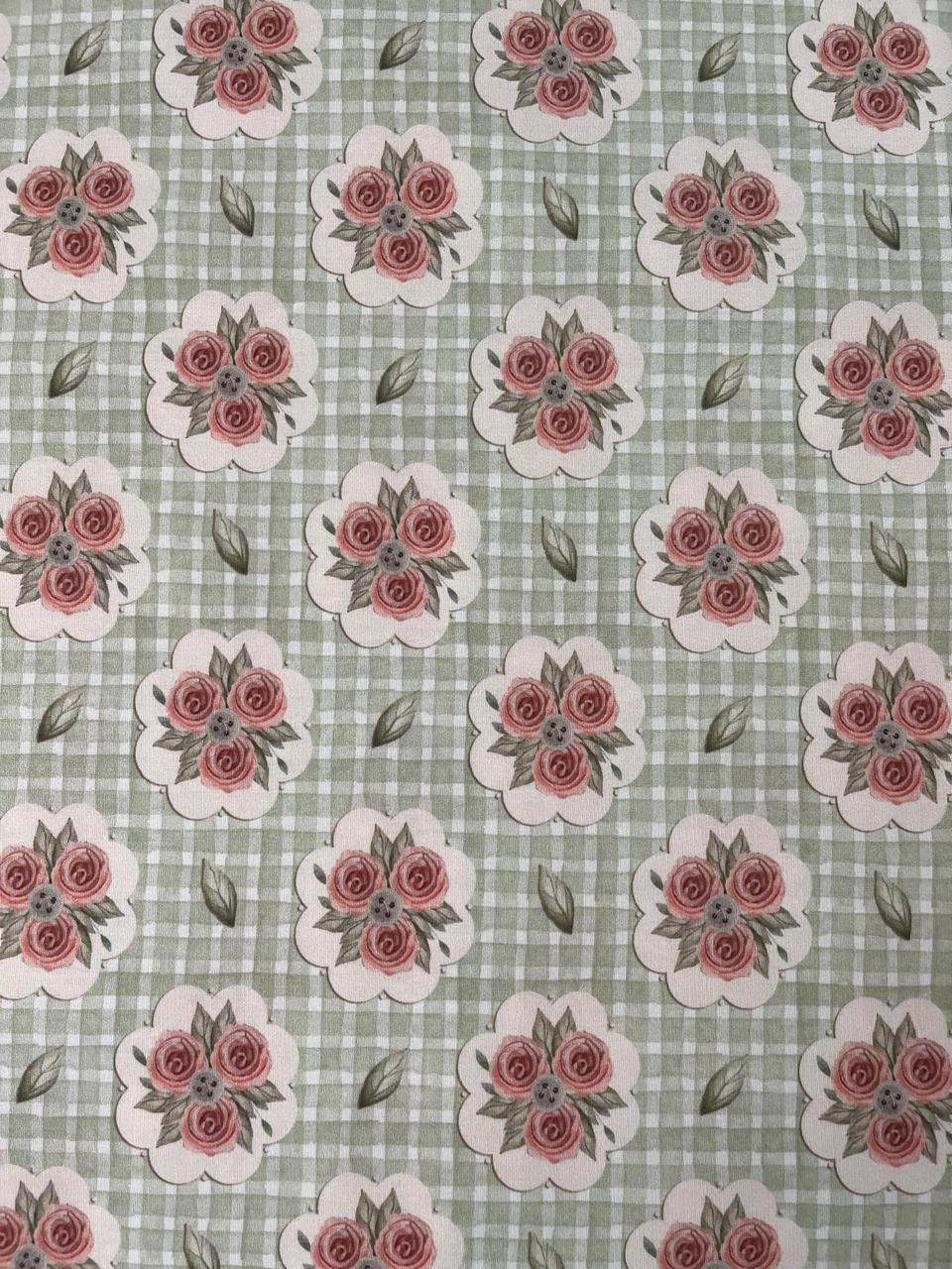 TRICOLINE CAMAFEU COM FUNDO VERDE